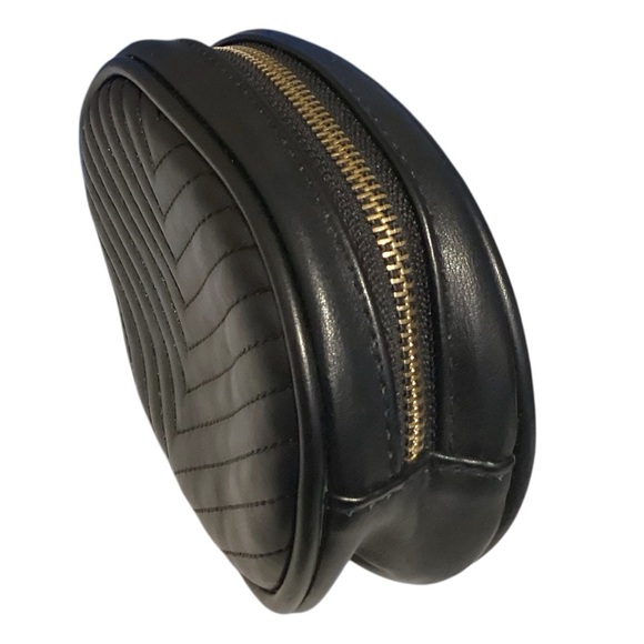 Steve Madden Black Quilted Chevron Belt Bag (no belt) - Picture 3 of 9